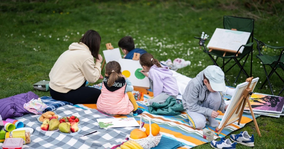 Mount Shasta Year-Round Festival & Adventure Guide